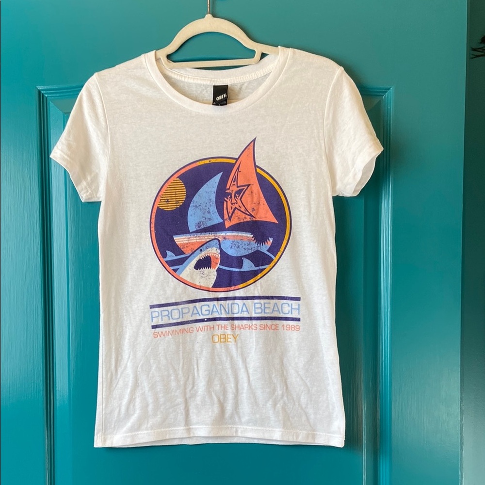 OBEY Woman’s Graphic Tee Shirt Size Small